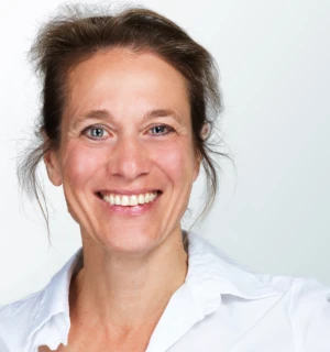 Petra Domevscek