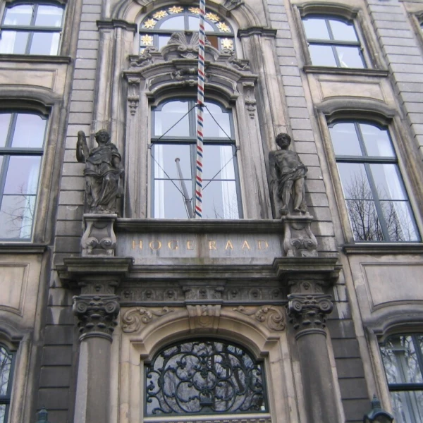 Hoge raad voorgevel