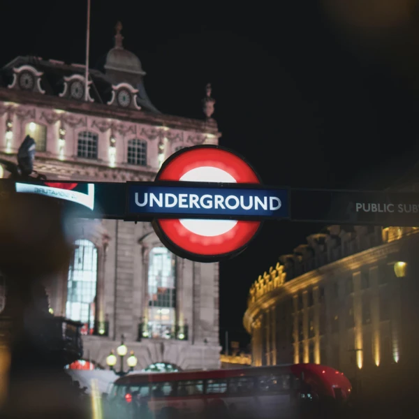 Christian lue 5rk Ne ET g5 Y unsplash